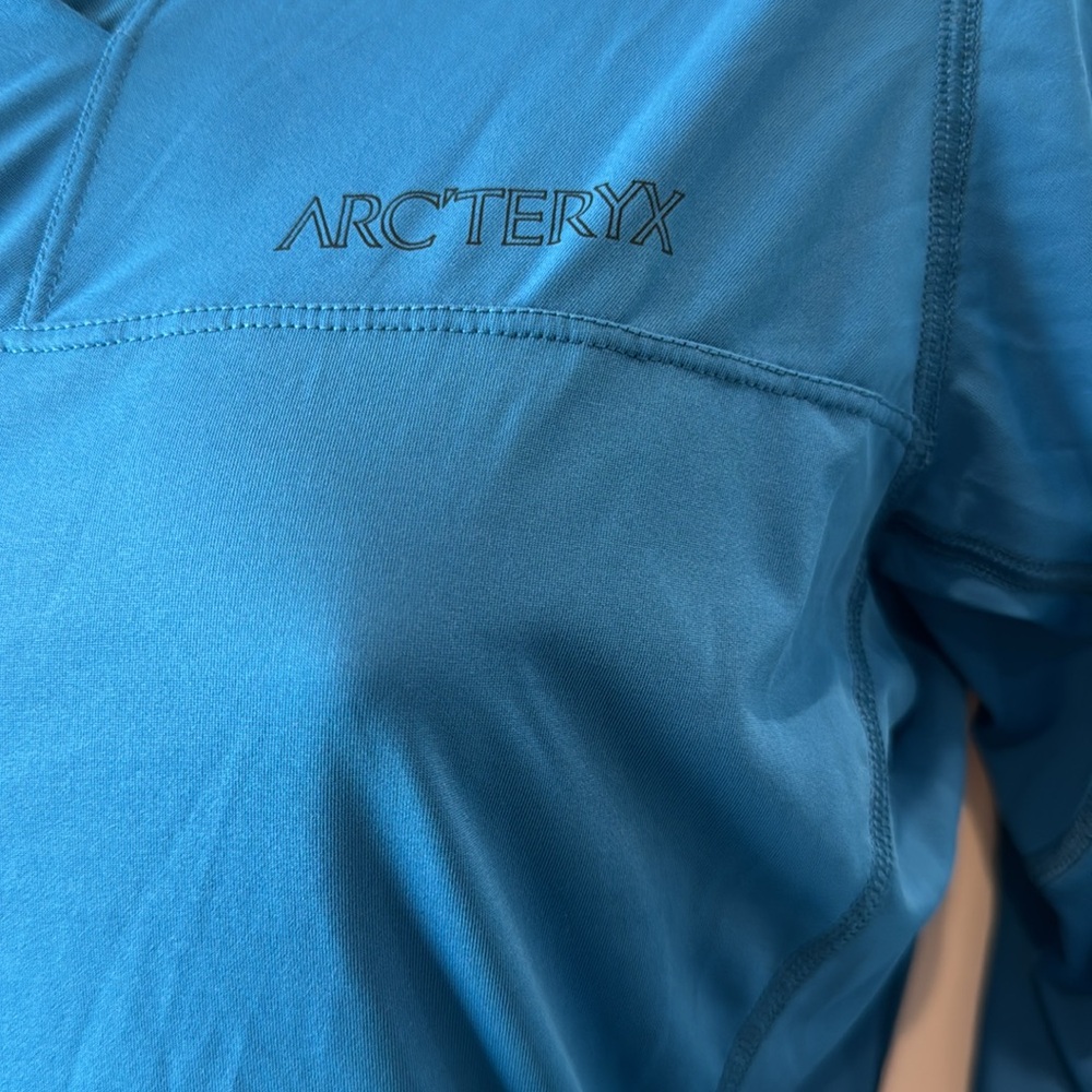 ARC'TERYX women’s performance undershirt long sleeve size medium blue - Picture 4 of 7